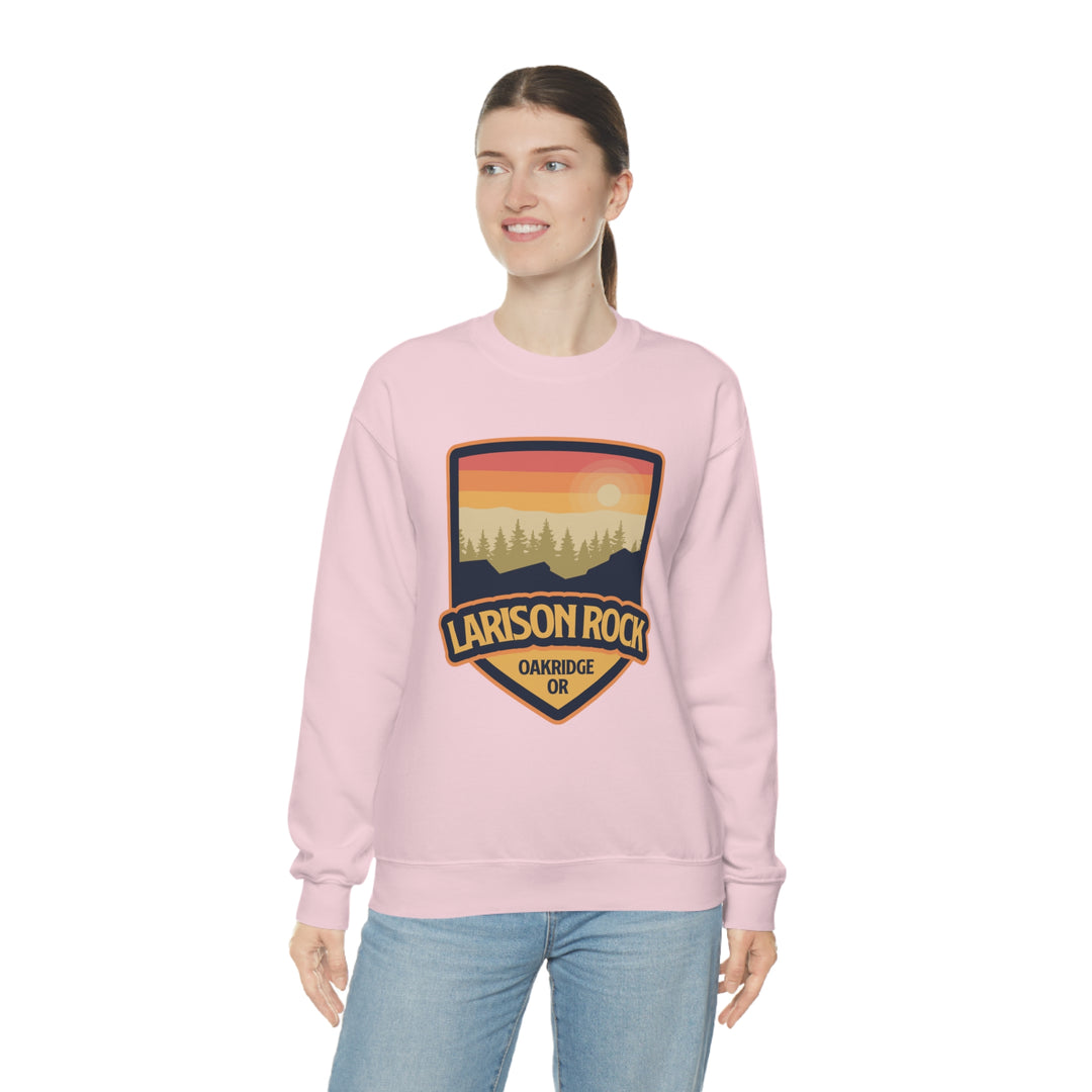 Larison Rock - Oakridge, Oregon Unisex Heavy Blend Crewneck Sweatshirt